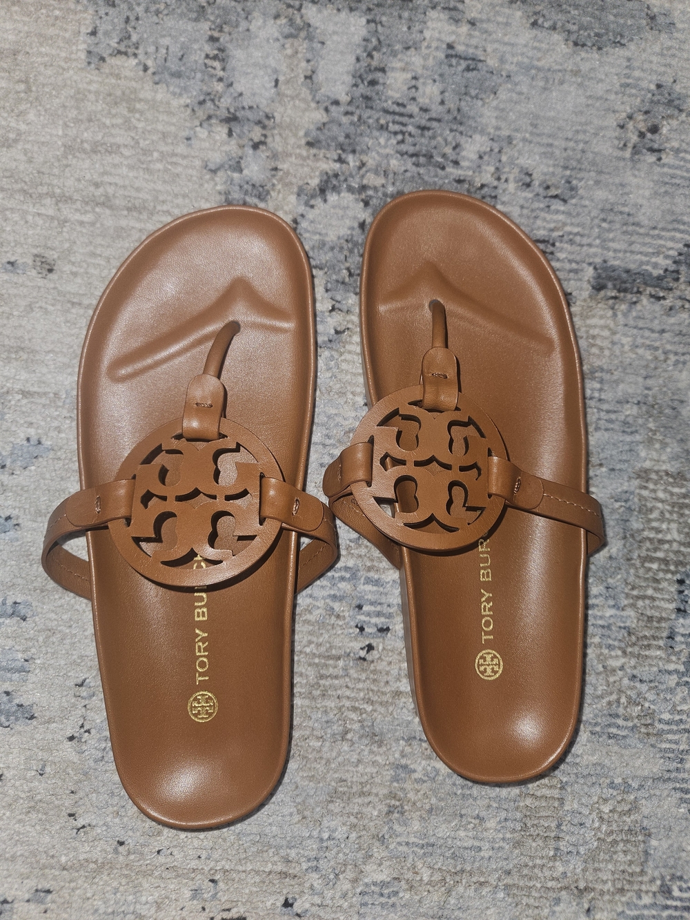 Tory Burch Miller Leather Thong Sandals - Cognac - Picture 5 of 7